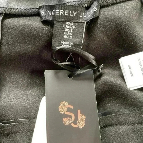 NWT Sincerely Jules Black Faux Leather Mini Skirt Studded Fringe Detail Small - Picture 3 of 10